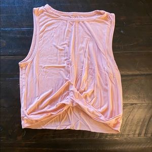 Alo Yoga crop tank - peach medium